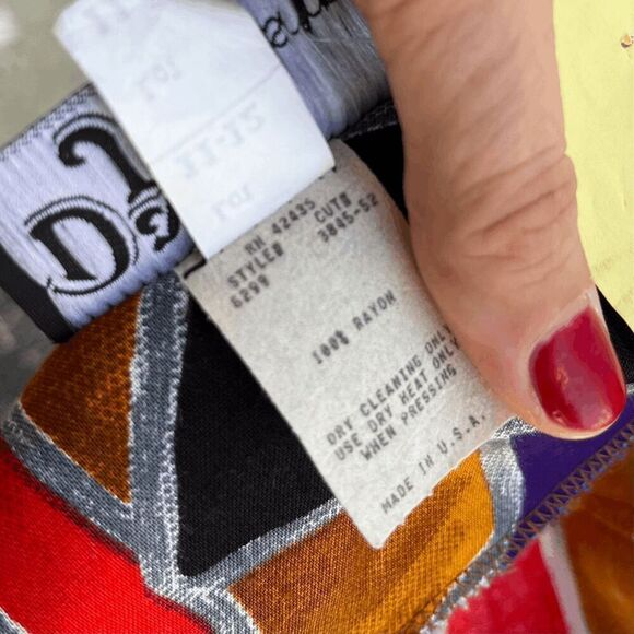 Vintage 80s Dawn Joy Abstract Print Midi Dress - Vibrant Rayon Statement Piece - Picture 5 of 8